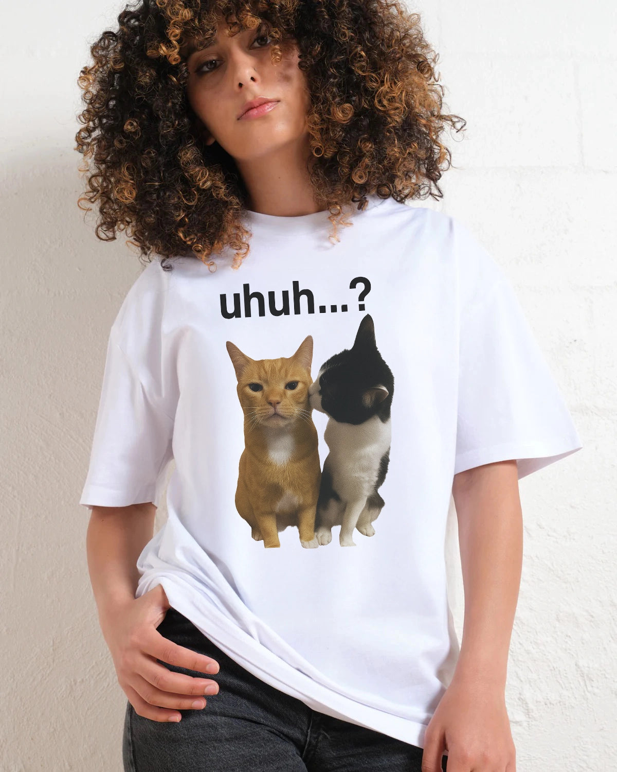 Uhuh Cat Kiss Tee