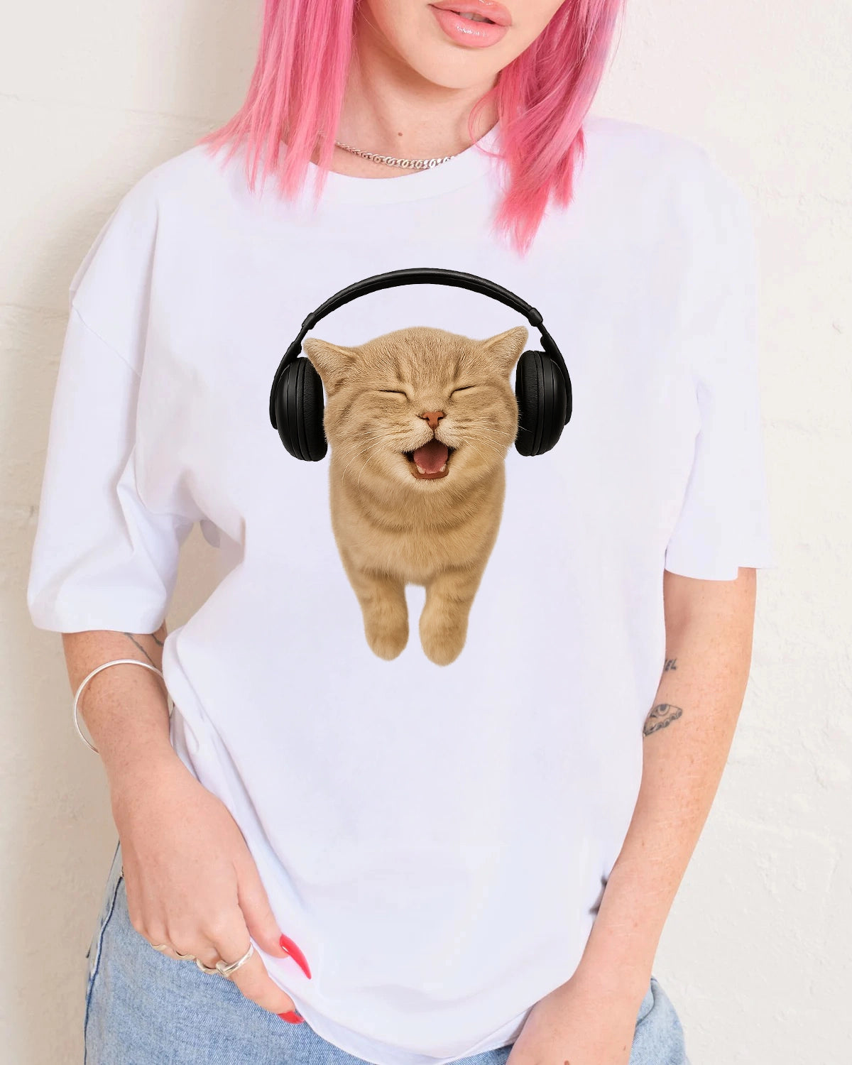 Headphone Kitten